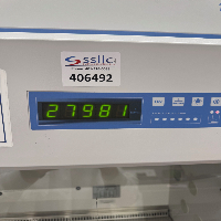 Thermo 1300 Series A2 4' Biosafety Cabinet image 0